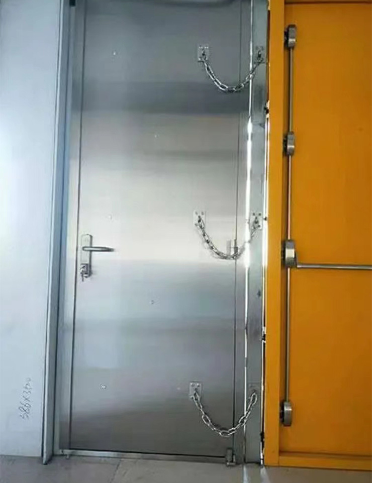 抗风压门